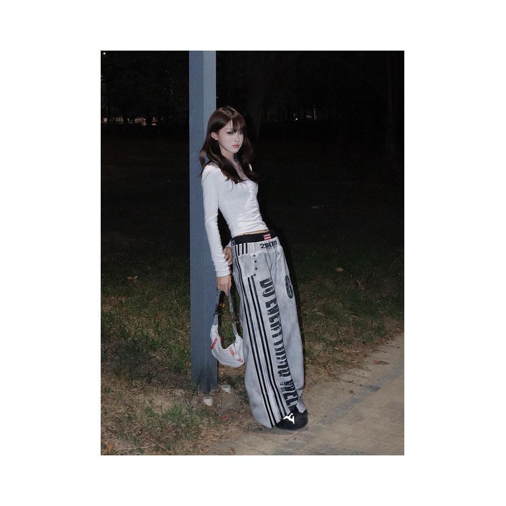 American retro sports sweatpants for women in winter new letter printed washed distressed street style wide leg pants floor pants image 4