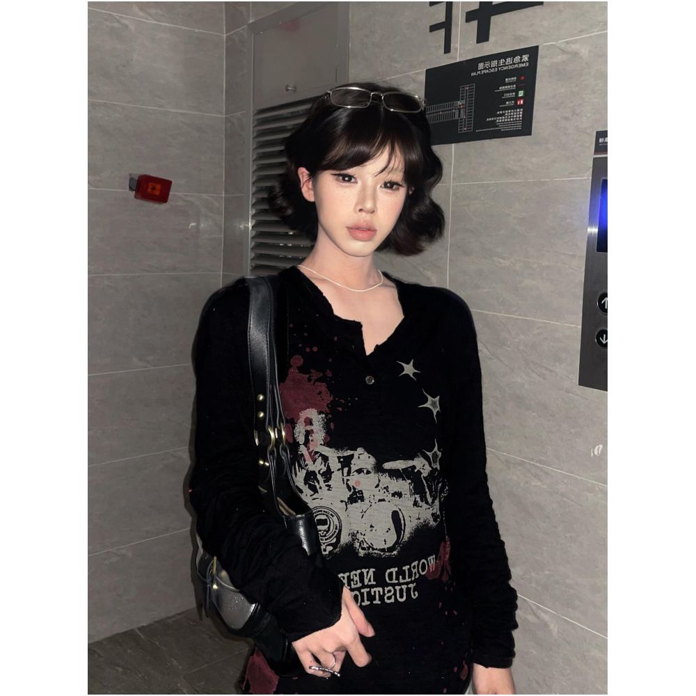Y2k street style curved knife long sleeved T shirt for women autumn new style destructive punk subculture base shirt dark top