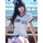 Light Asian style V neck shoulder short sleeved T shirt for women s summer new style piano key note print tight waist cinching hot girl top trendy image 3