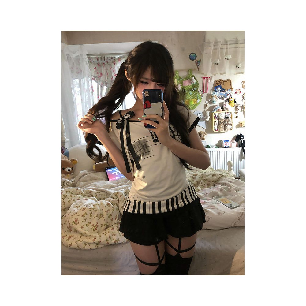 Y2k light Asian style V neck short sleeved women s summer new style letter print tight waist collection spicy girl short T shirt top ins image 2