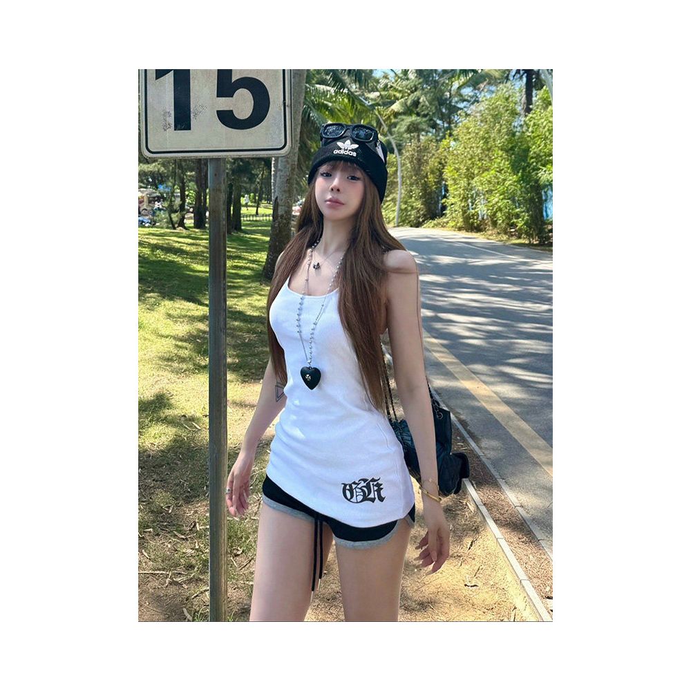 White medium to long I shaped camisole women s summer new style Gothic print slim fit and slimming look paired with vest and spicy girl top image 2
