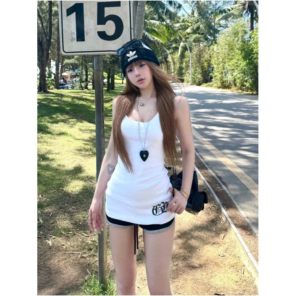 White medium to long I shaped camisole women s summer new style Gothic print slim fit and slimming look paired with vest and spicy girl top