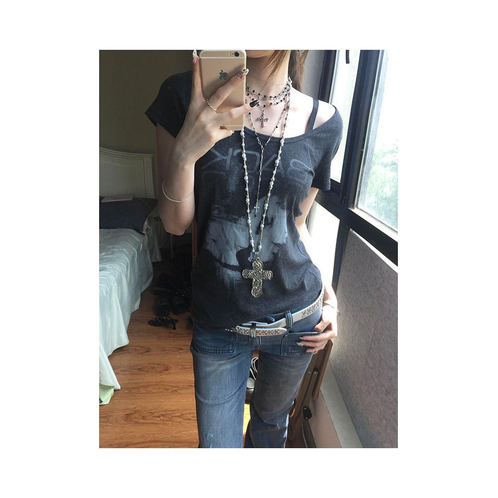 American retro shoulder T shirt women s summer new subculture print slim fit short sleeved street style top ins image 2