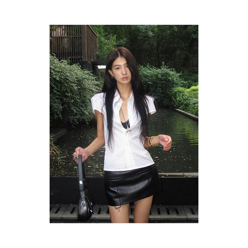Vintage collar shirt short sleeved women s summer pentagram printed waist pinching shirt T shirt with bubble sleeves spicy girl top ins image 2